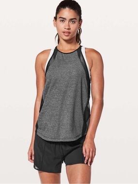 Lululemon Run off route tank top in Gray and Black Size 2